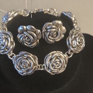 Elegant Silver Rose Bracelet And Earrings